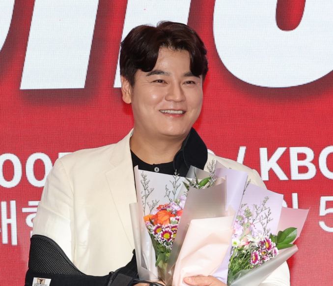 <b>SSG</b> 구단은 최근 <b>추신수</b>를 구단주 <b>보좌역</b> 겸 육성총괄로... 