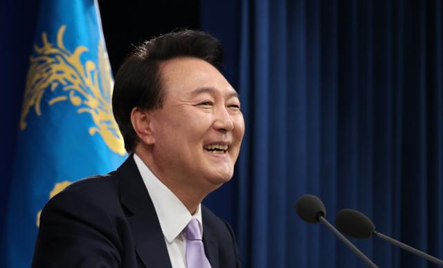 윤석열 <b>대통령 탄핵심판 변론준비기일</b> 출석, 변호인단 구성 완료