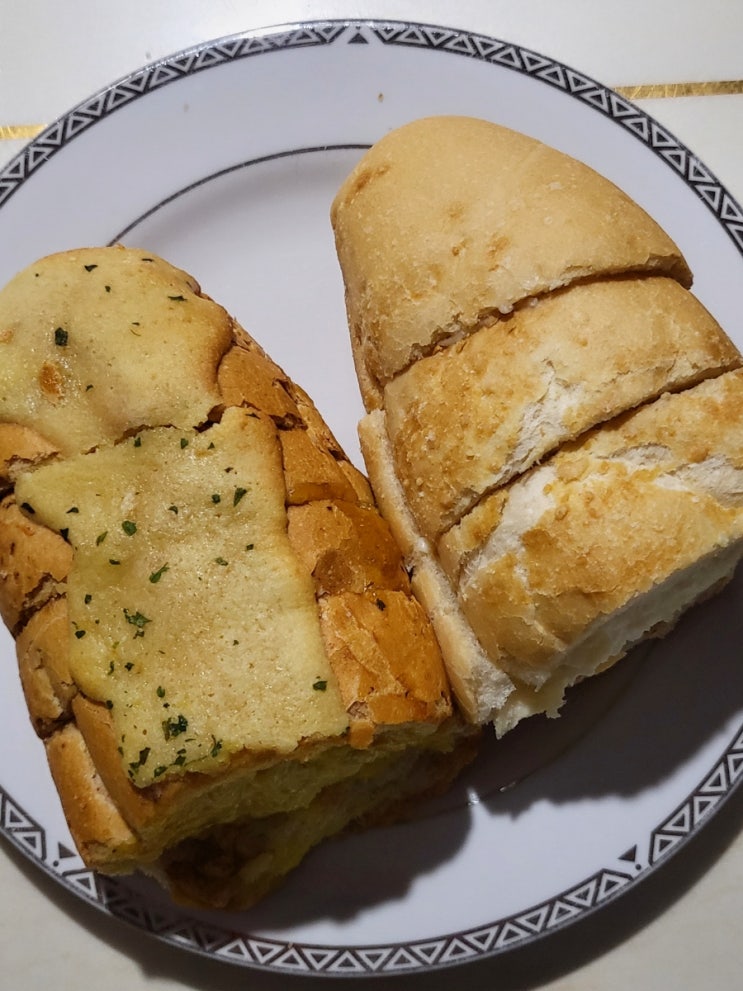  목포역 맛집 빵지순례 목포여행 필수 코스 바게트가 맛있는 씨엘비베이커리
