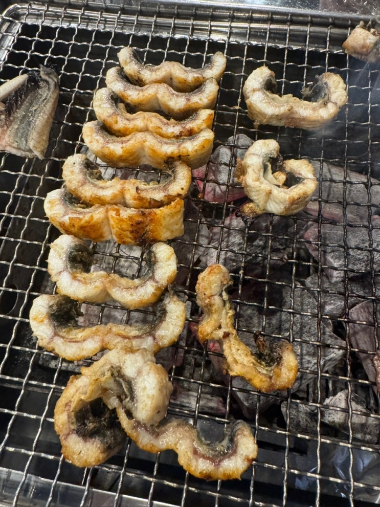  광교아브뉴프랑 장어 맛집 심가네참숯민물장어