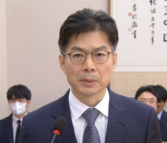 <b>마용주</b> 판사: 고향과 성향, <b>대법관</b> 후보 <b>임명</b> 절차와 임기 완벽... 