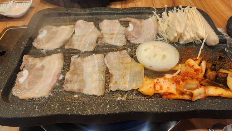  호강녀 #131 전주 에코시티 맛집 너만좋으면돼지