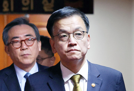 <b>최상목</b>, <b>대국민담화</b> 6시 발표 예정…오후 6시 30분 NSC 개최
