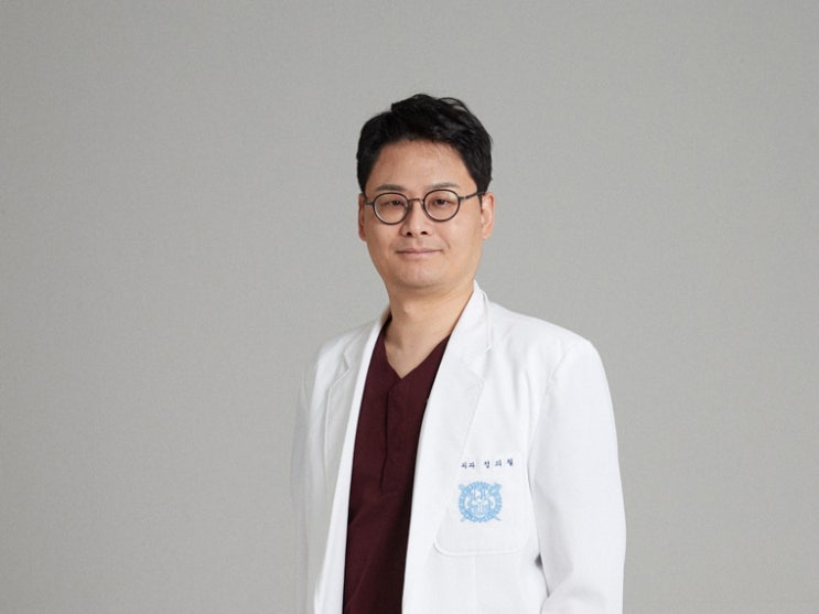 노화로 인한 얼굴 볼륨 감소, 어떻게 교정할 수 있을까? 노화로 인한 얼굴 볼륨 감소, 어떻게 교정할 수 있을까?
