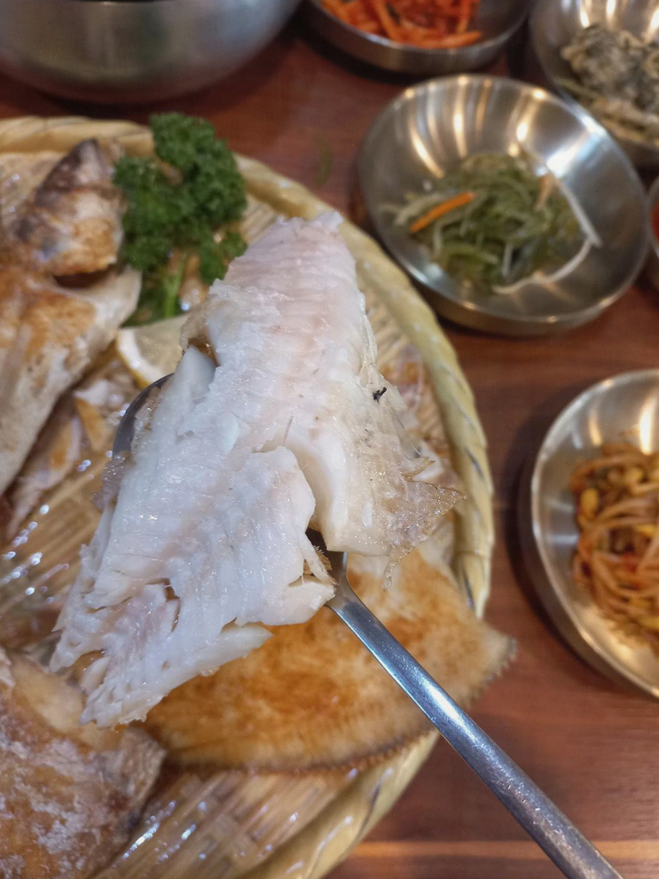  부산 해운대 맛집, 해담원 해운대점에서 즐기는 신선한 복국과 생선구이
