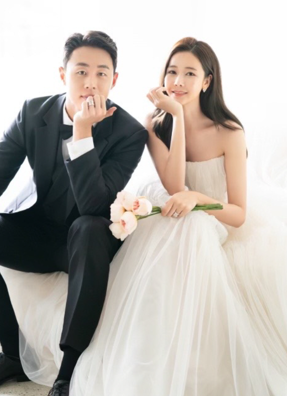 <b>포항스틸러스</b>, <b>완델손</b>, 윤평국, 아스프로 재계약 : 외국인 <b>주장</b>... 