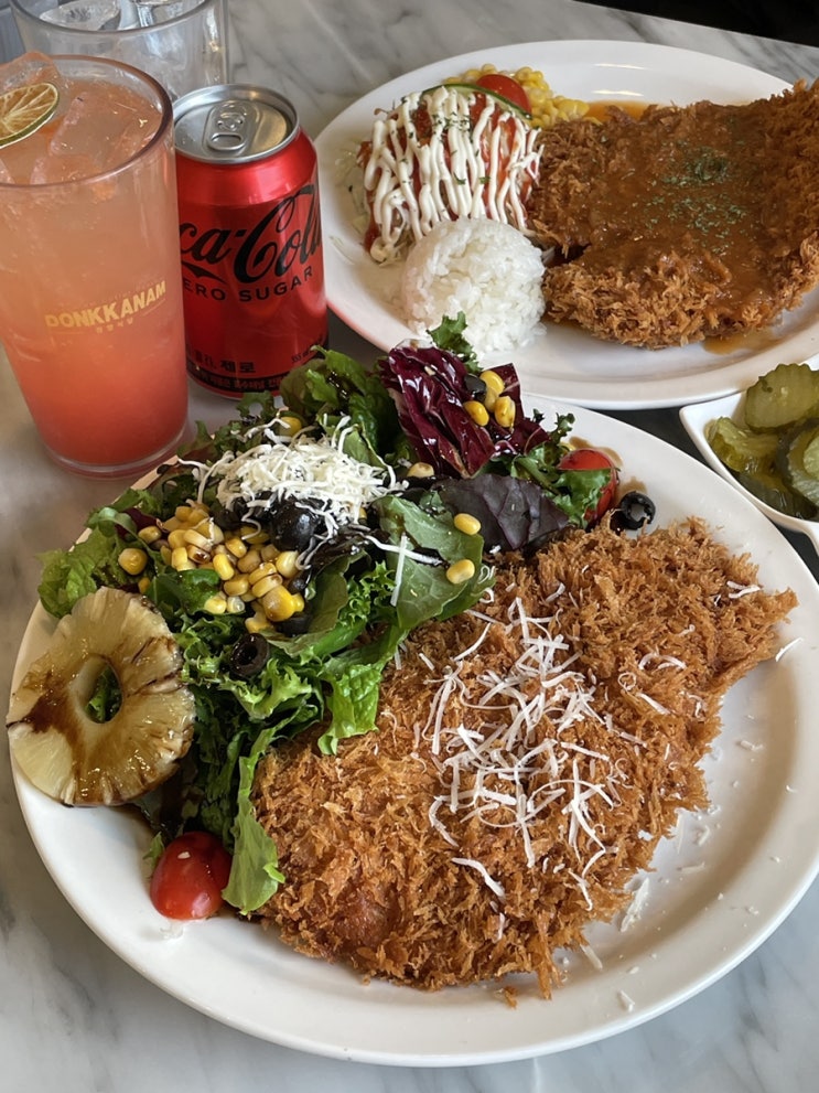  광주 용봉동 맛집 돈까남 돈까스만드는남자 비엔날레점