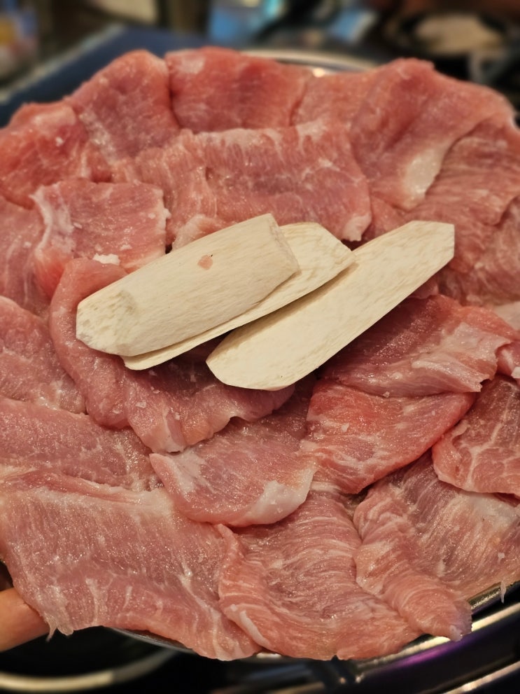  배방맛집 돼지고기 특수부위 전문점 뚱보집에서 전체 메뉴 뿌시기