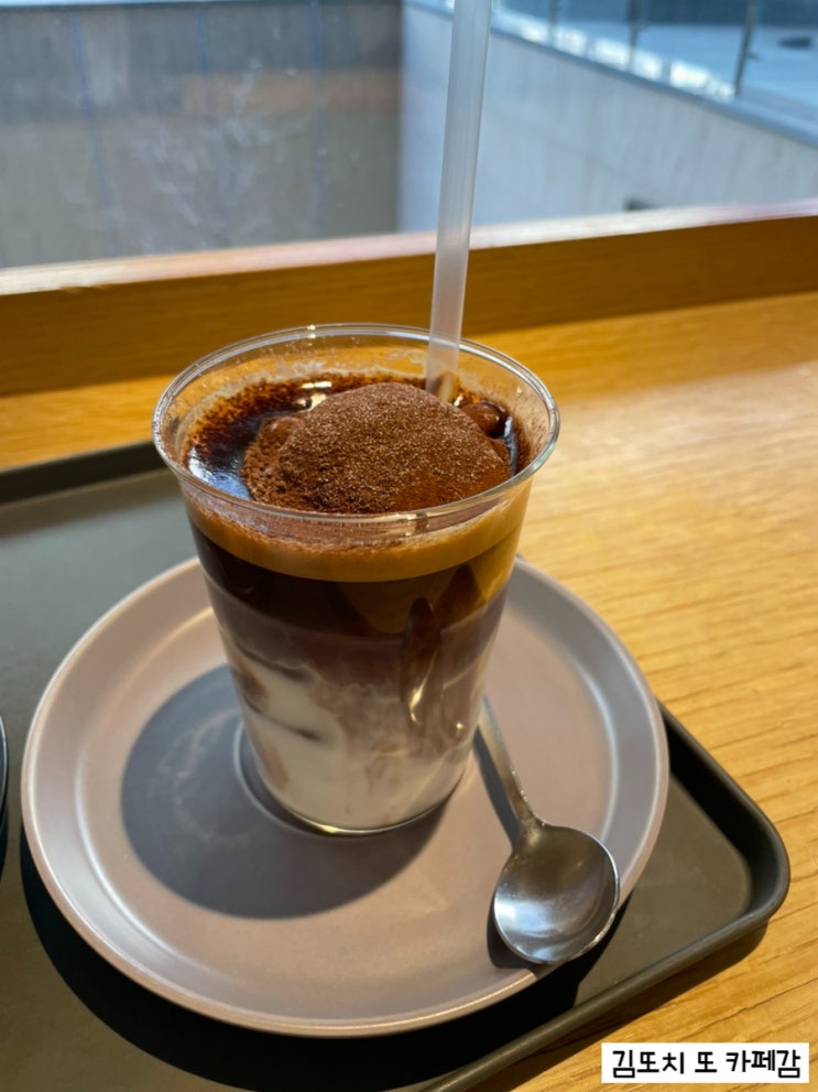  종로 :: 서대문역 근처 노트북하기 좋은 알레그리아 덕수궁 디팰리스점(ALEGRIA COFFEE ROASTERS)