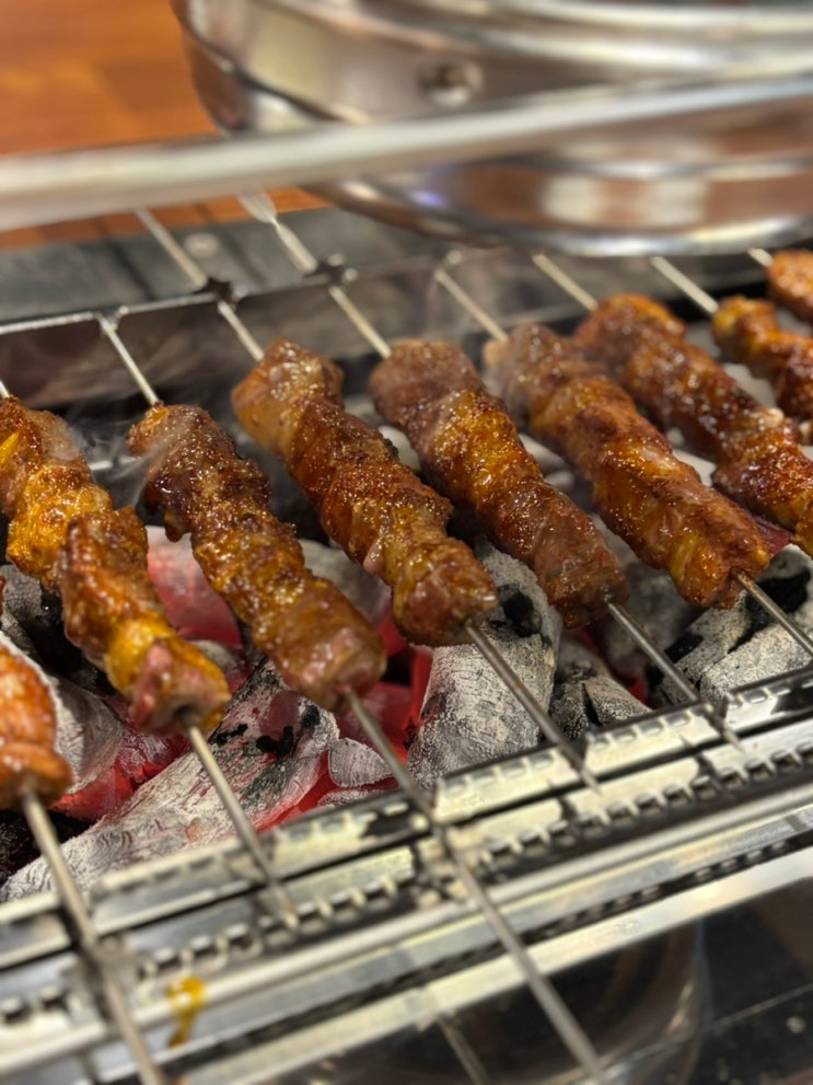  건대 양꼬치맛집 홍매양꼬치, 유린기가 서비스로 나오는 가성비 식당