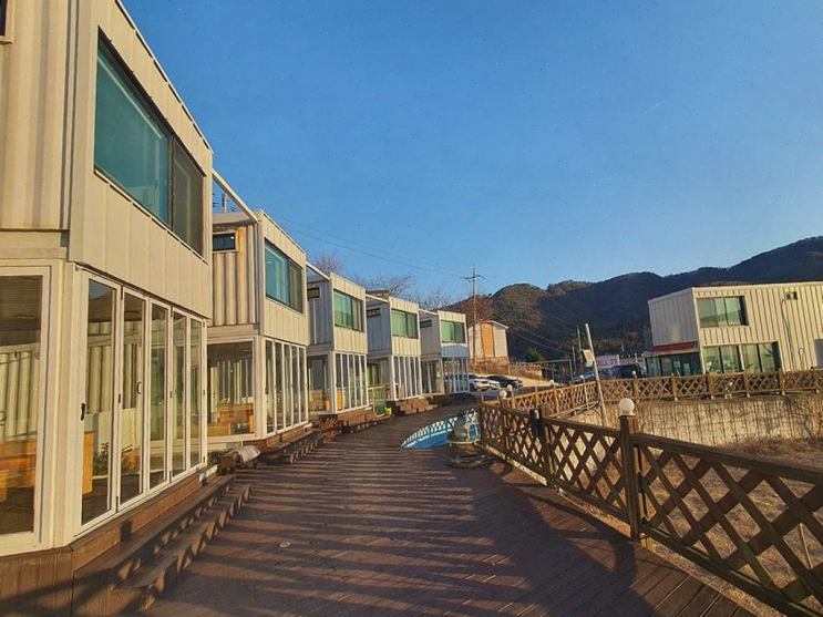  경주 감포에서 특별한 힐링을 경험한 CELL27 독채풀빌라