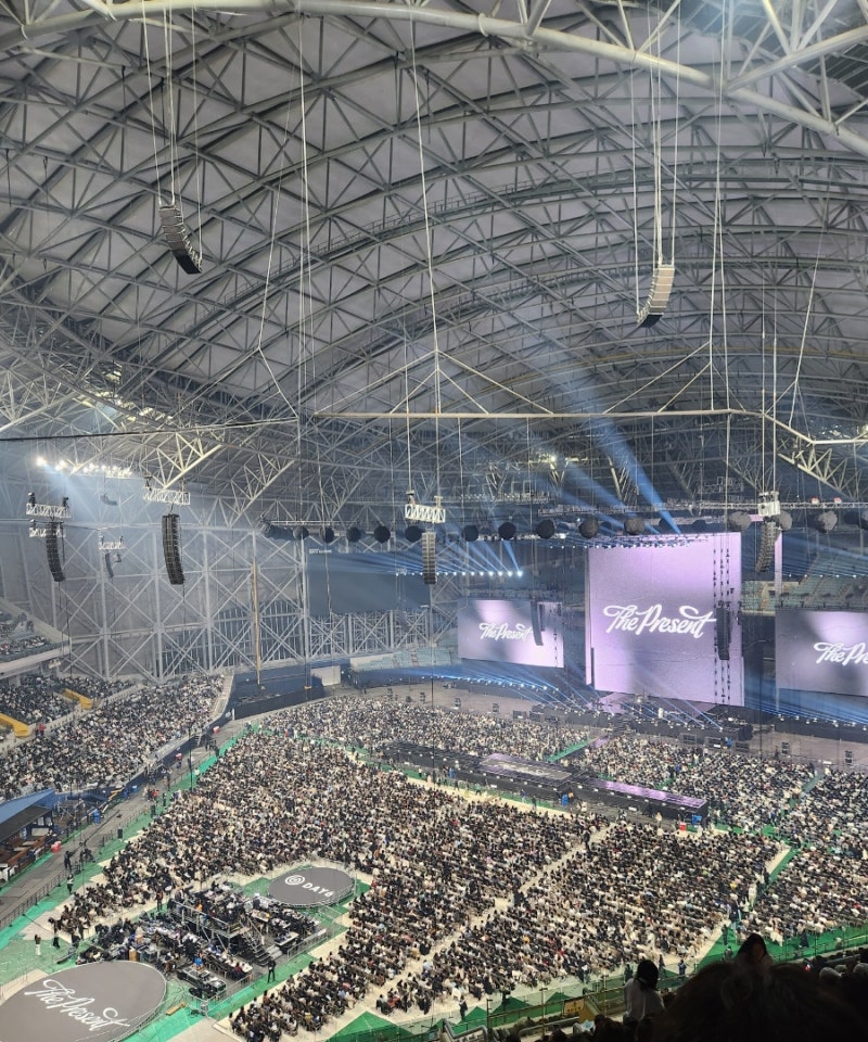 2024 DAY6 'The Present' Concert: Gocheok Dome 4th Floor, Section 406, Row R Seat View Review