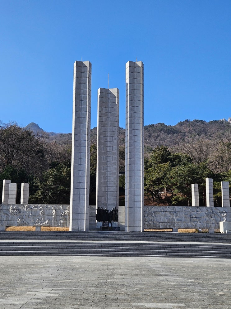 서울특별시 여행 (민주주의 성지 "국립 4.19민주묘지" 그리고 맛집 "예와 손만두") 서울특별시 여행 (민주주의 성지 "국립 4.19민주묘지" 그리고 맛집 "예와 손만두")