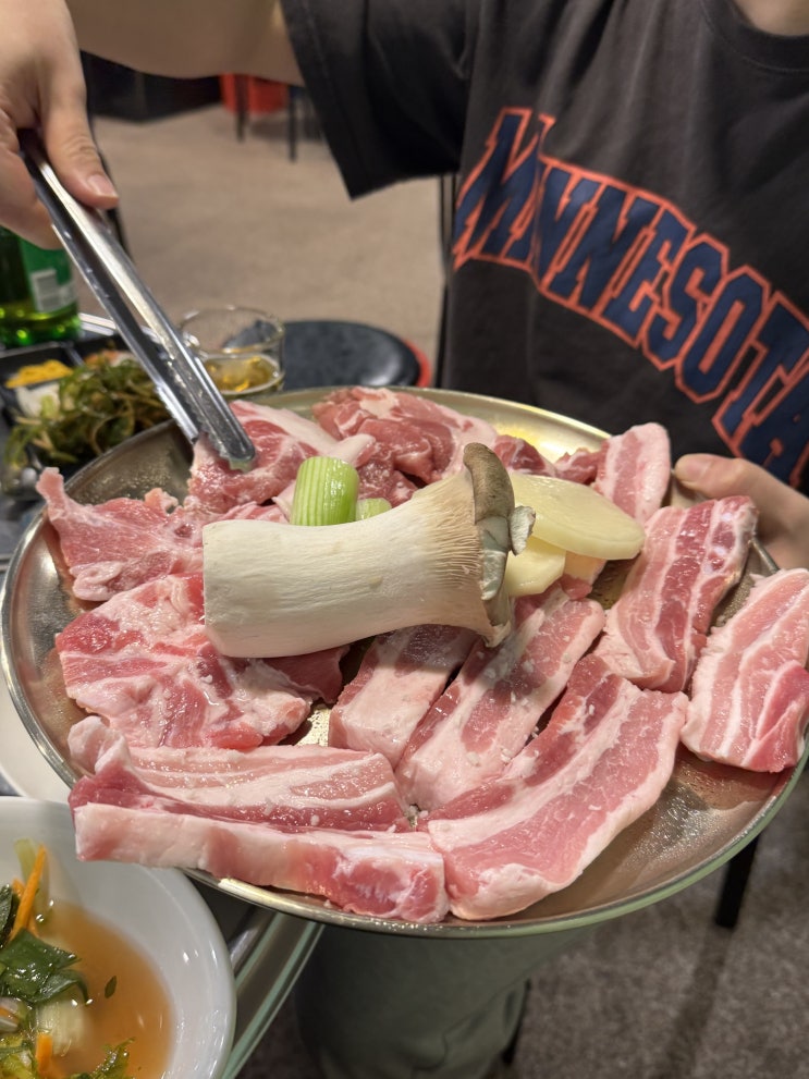  울산 남구 무거동 숨은 꼬들목살 맛집 숙성돼지고기 전문점 봉화댁 삼호점