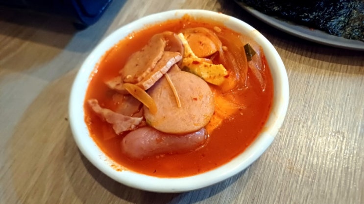  밥과 라면이 무한리필 용인 신갈 맛집 진이부대찌개 포차