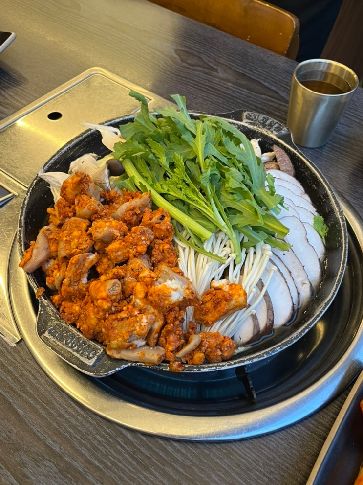  청담역 연예인들의 단골집 곱창전골 맛집 청담해정