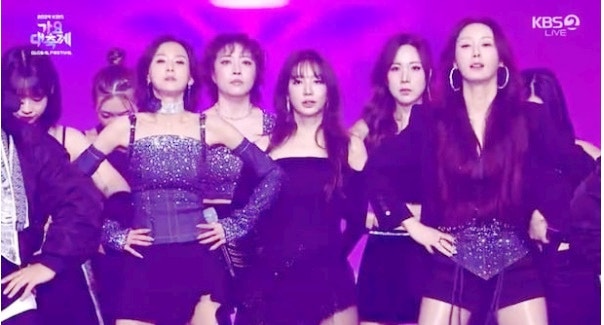 간미연 베이비복스 이희진  김이지 윤은혜 심은진 완전체 무대 사과 프로필