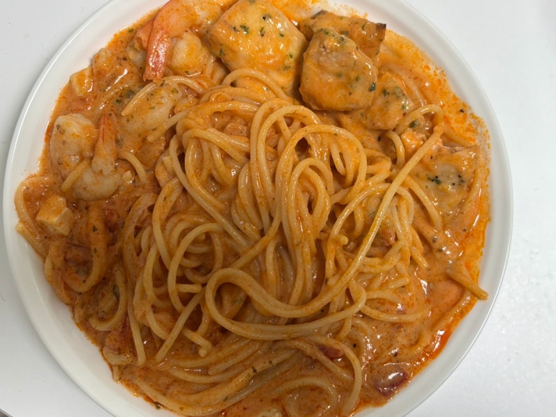 하림 한입 쏙 닭가슴살 블랙페퍼맛 로제파스타 만들기