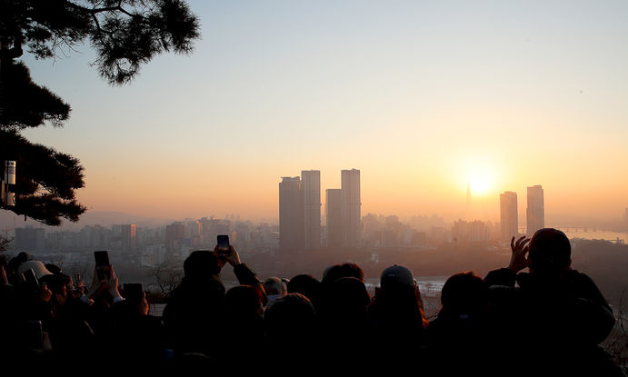  2025 서울 해맞이 명소 서울 외곽 일출 산 5개소 아차산 개화산 도봉산 봉산 매봉산