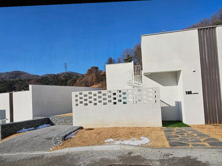  춘천풀빌라에서의 특별한 경험과 뛰어난 시설, 친구들과의 잊지못할 시간