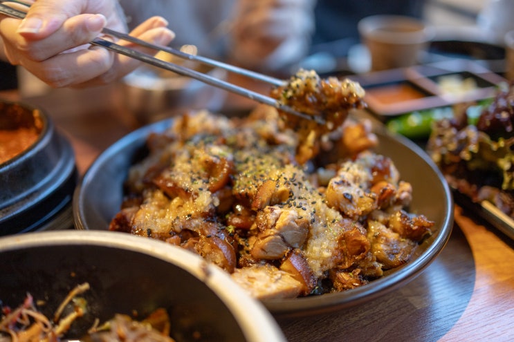  [교대역 회식] 굴보쌈이 맛있는 족발보쌈 맛집, <더맛있는족발보쌈 교대점>