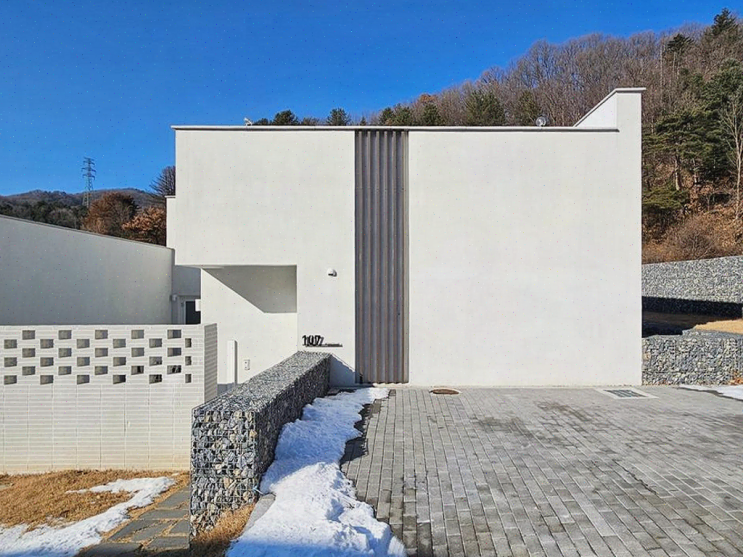  춘천 풀빌라에서 동료들과 즐긴 특별한 하루와 미래 지향적인 인테리어!