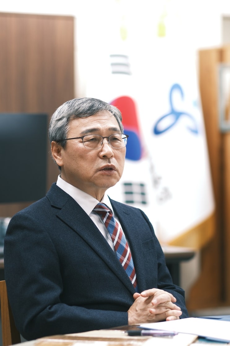 [연합뉴스 신년인터뷰] <b>정근식</b> 서울<b>교육감</b> "의대증원... 