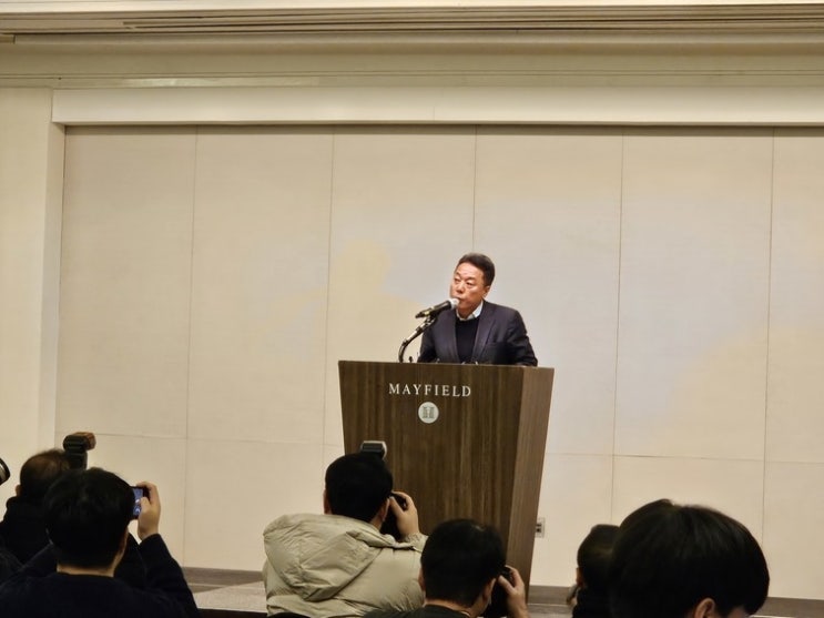 [<b>제주항공 참사</b>] <b>제주항공</b> "<b>유족 지원</b> 만전…보상 절차 협의"