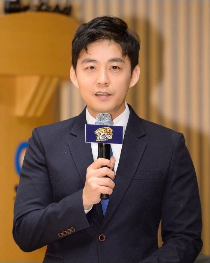 <b>정우영 캐스터</b>, <b>제주항공</b> 여객기 추락 사고 희생자 <b>추모</b> "마지막... 