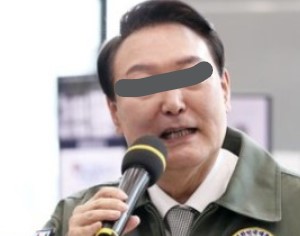 <b>윤석열</b>, 3차 출석요구도 불응…공수처 <b>체포영장</b> <b>검토</b>.. 내란은... 