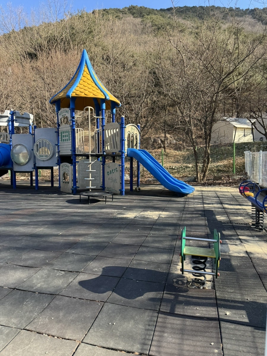 구름아래오토캠핑장 사진 6