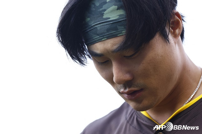 1억 달러 날아간 FA <b>김하성</b>, 단년 <b>계약</b>이 현실적 대안으로 부상