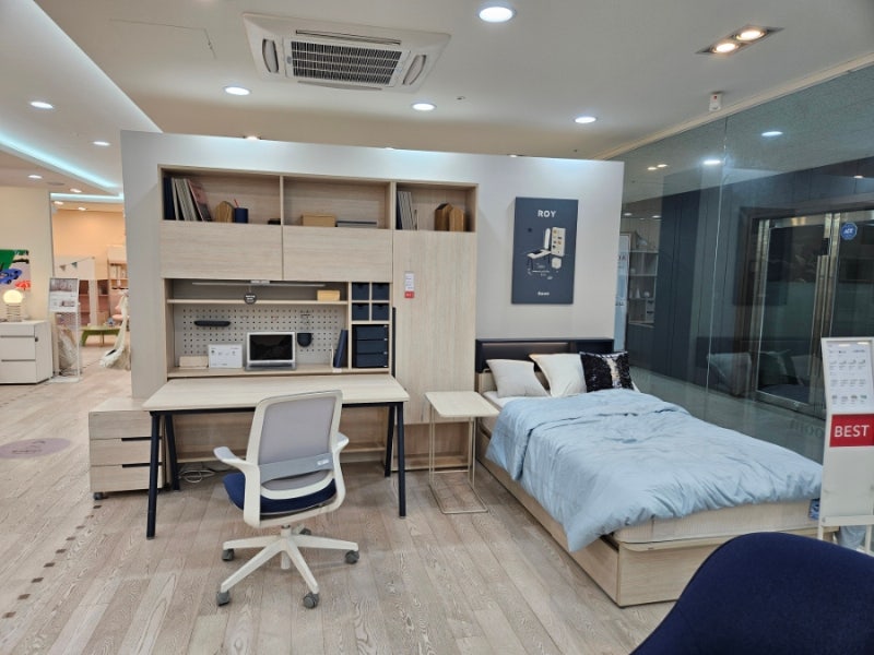 초등학생 방꾸미기 학생가구 일룸 로이 뮤트 & 반트 침대