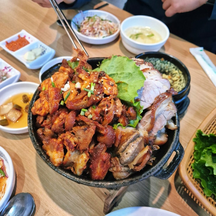  서산 족발맛집 숯불에 구운 쫄깃한 족발 대산 황족 반반족발 후기