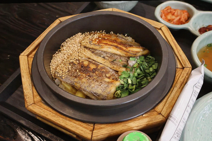  겨울 나들이에 아늑한 솥밥, 솔솥 광화문점