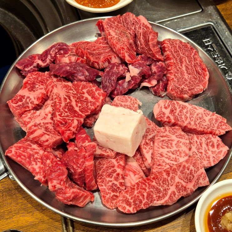 [일기] 24.12.26. 이서님님, 어묵꼬치, 독서, 실험, 회식, 대성불고기, 폴바셋, 자라, H&M