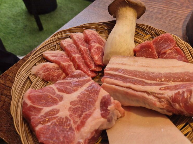  함돈 정왕본점, 정왕동에서 특별한 고기 맛에 감동했어요