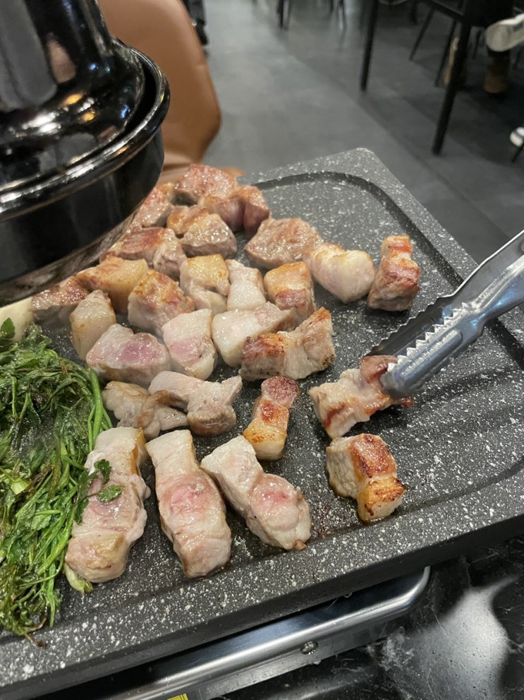  홍대 맛집 추천 ! 연말회식 신년회 모임에 좋은 홍대가성비고깃집, 대서리