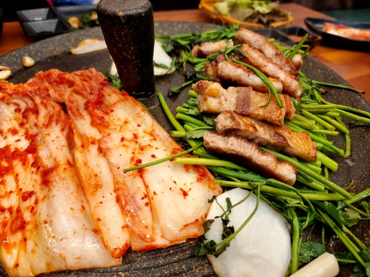  문정역 회식 맛집 추천 일행 가성비 최고 삼겹살집