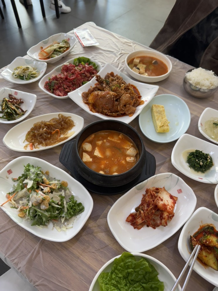  목포여행 꼭 가야할 맛집 엄지가든 육회 대존맛