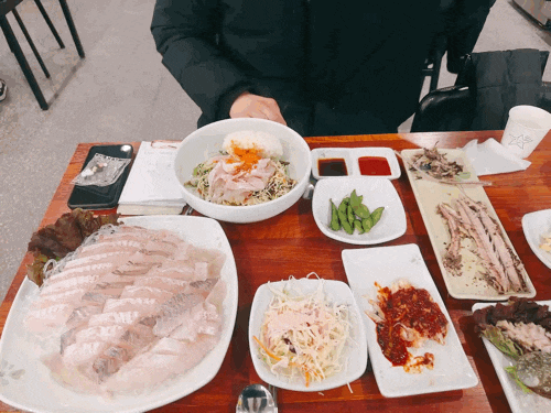  수원가성비횟집 명인수산! 산지 직송의 푸짐한 광어우럭회!