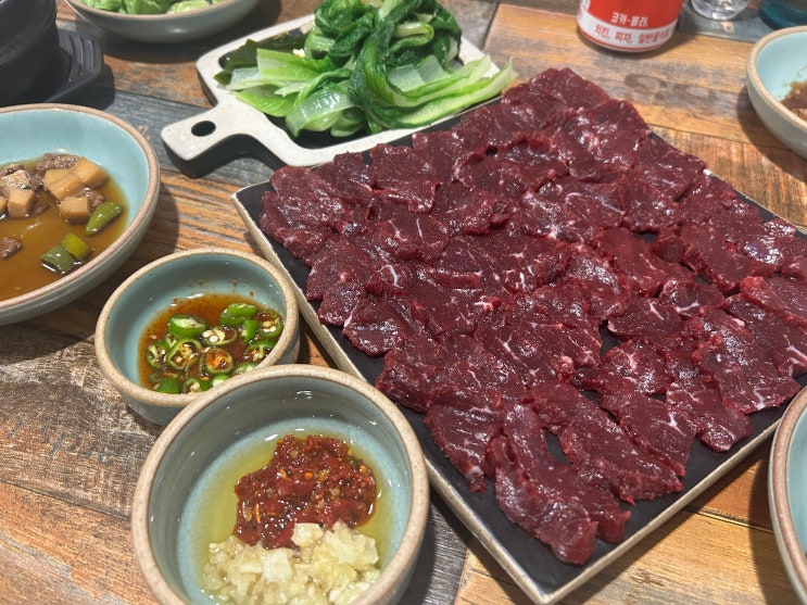  경주 성건동 현지인이 추천하는 뭉티기 맛집 <동대쇠전뭉티기>(뭉티기, 짜글이찌개)