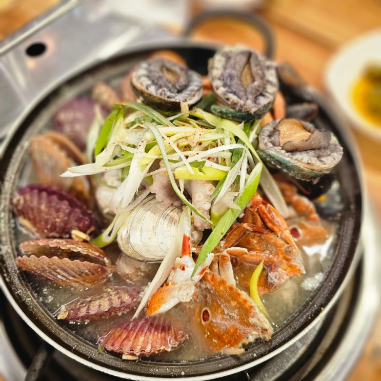 동원로얄cc 라운드후 맛집 통영금호마리나리조트 인근 신선한 해산물 요리의 진수 "도남식당" 동원로얄cc 라운드후 맛집 통영금호마리나리조트 인근 신선한 해산물 요리의 진수 "도남식당"