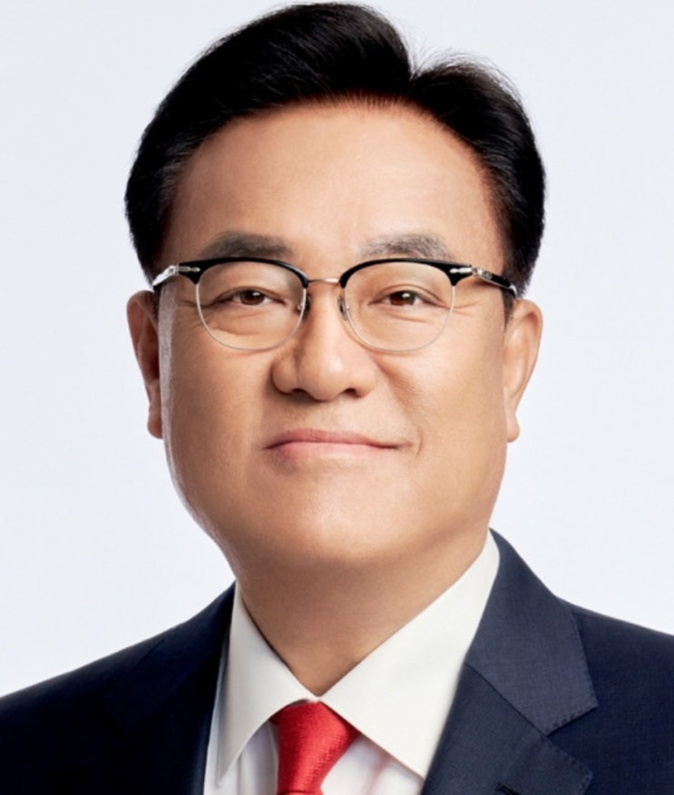 <b>정진석 비서실장</b> 프로필 나이 가족 부인 아내 정석모 아버지... 