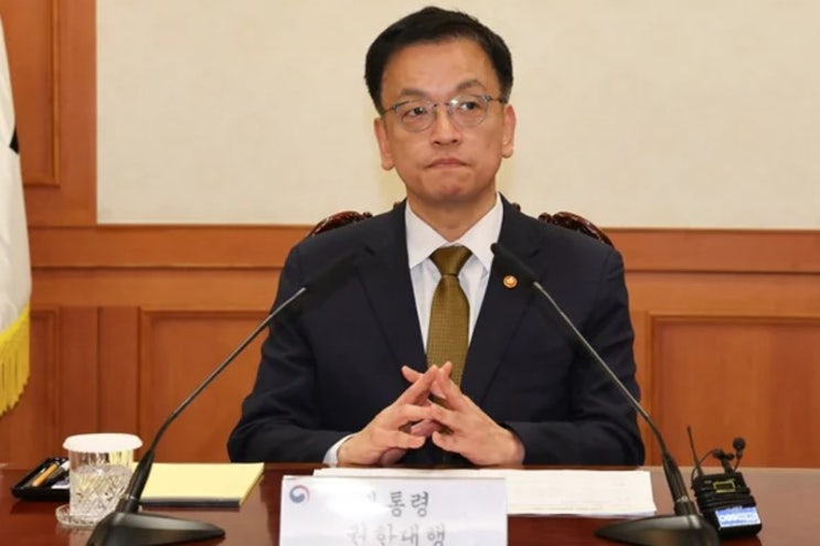 최상목, '<b>쌍특검법</b>' <b>거부권 행사</b>…헌법재판관은 정계선... 