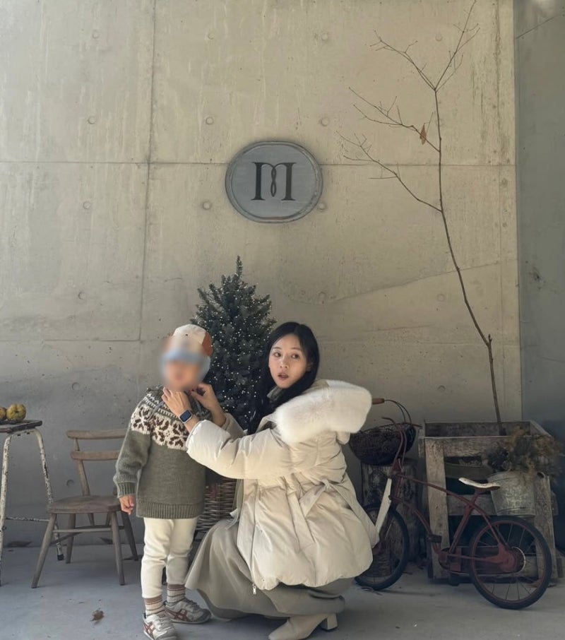여자 숏패딩 추천, 22기 옥순 보브 롱스커트부터 대전 카페 정보까지