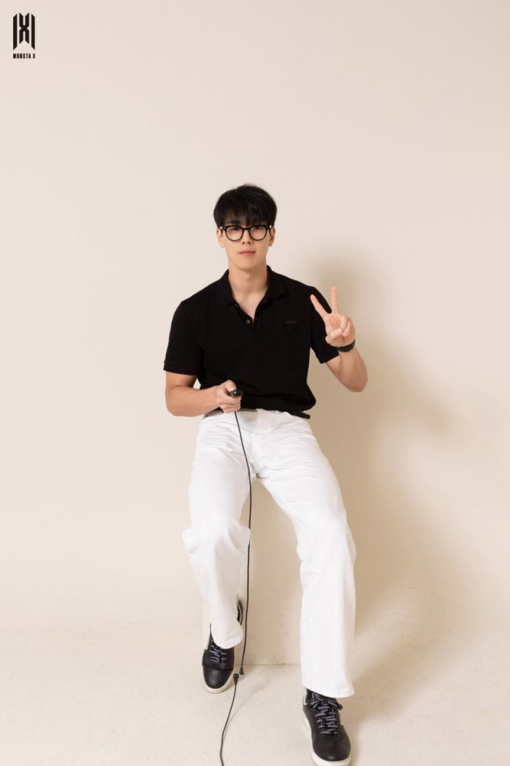 [덕질] <b>몬스타엑스</b>야 <b>10주년</b> 축하해