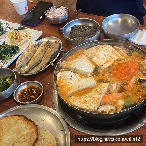  심학산 두부마을 :: 파주 두부 맛집 허영만 백반기행