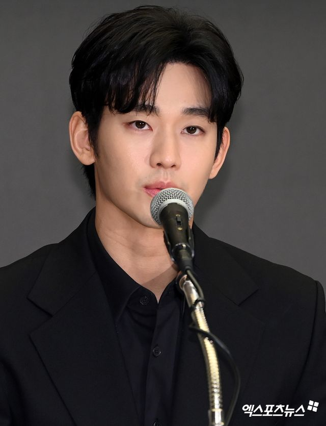 김수현 "故 김새론과 미성년자 교제 아냐 …평범한 연인이었다" [엑's 현장]