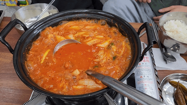 성수 점심 맛집 '성수부대찌개' 솔직후기 성수 점심 맛집 '성수부대찌개' 솔직후기